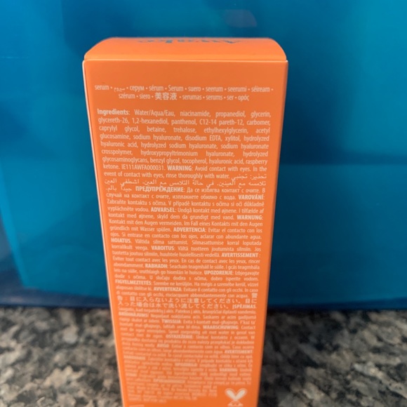 Awake antioxidant Glow Serum - Picture 3 of 3